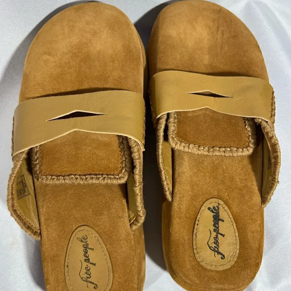 FREE PEOPLE MULHOLLAND MULES NEW IN BEIGE SIZE 39.5